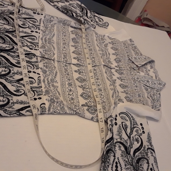 Chico's women's black-white tapestry design embroidery button down shirt… - Picture 12 of 13